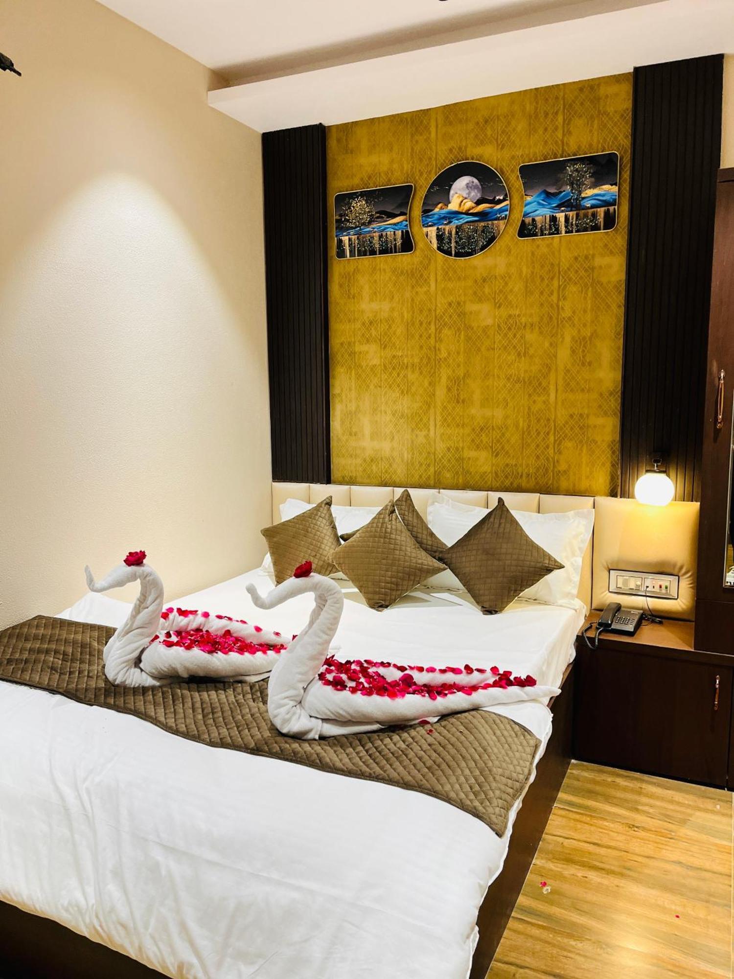 Shubh Laxmi Residence 阿杰梅尔 外观 照片